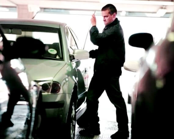 Llame y confíe en Cerrajero barato enCádiz con más de 30 años de servicios para reparar su problema