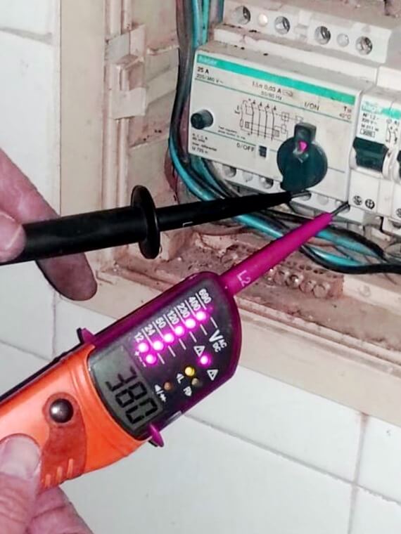 Electricistas homologados en Castellvell